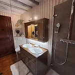 L'hôte-antique Bouillon
