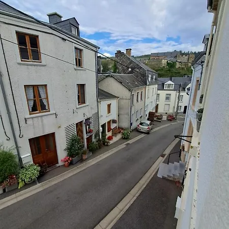 L'hote-antique *