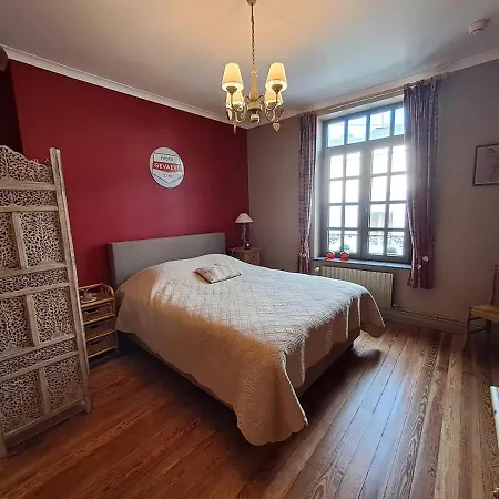 L'hote-antique * Bouillon