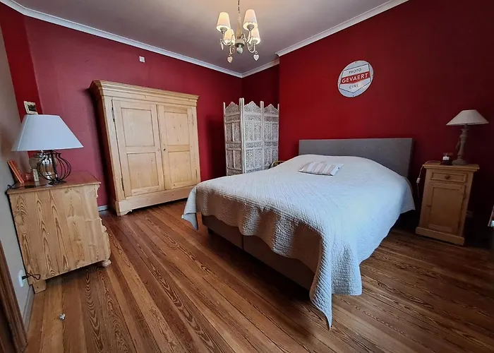 L'hote-antique Vakantiehuis