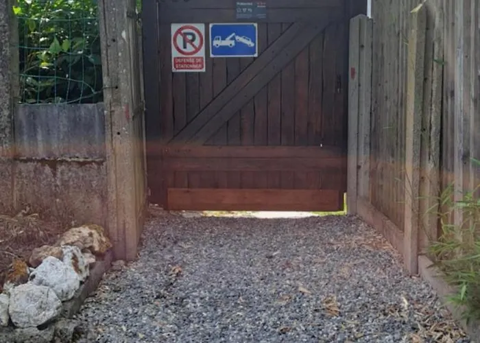 Hébergement de vacances L'hôte-antique *