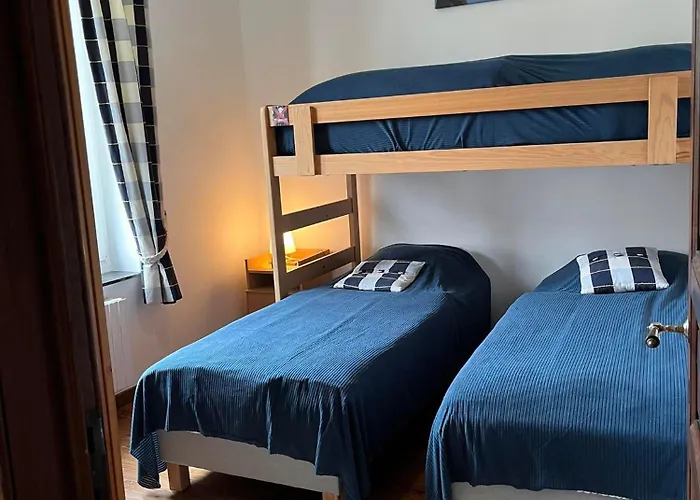 L'hôte-antique * Bouillon